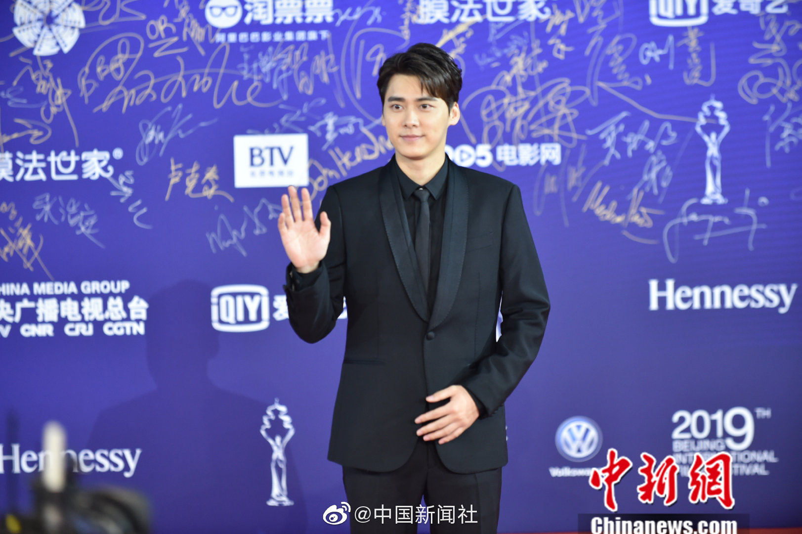 折腰by作者棄婦的小說推薦完結(jié)