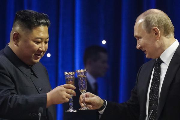 HD版泰山《激戰(zhàn)叢林》完整版在線觀看