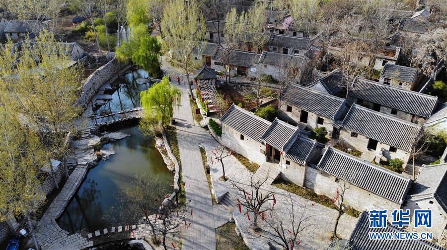 晟世青風by耳雅