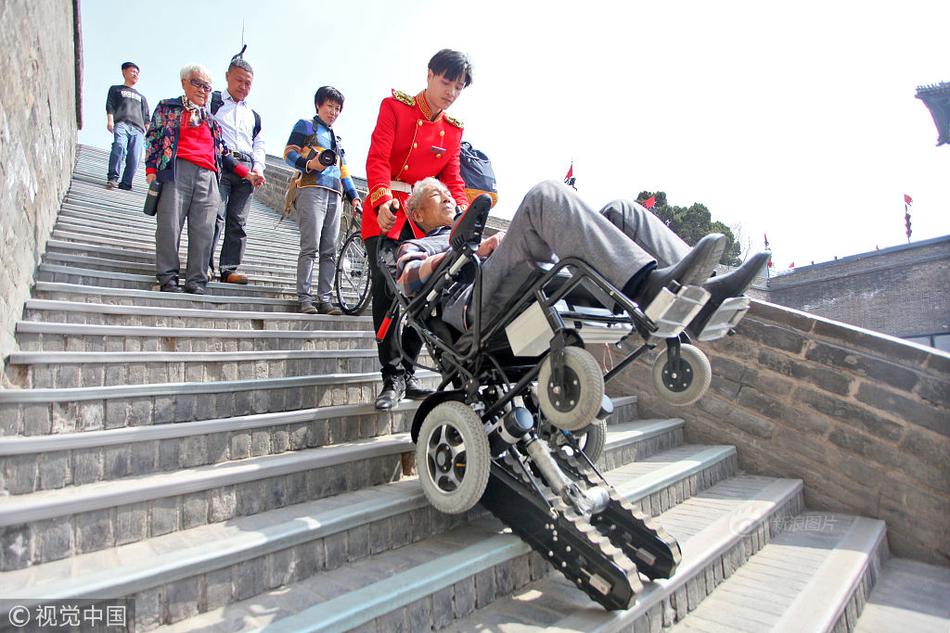 長(zhǎng)日光陰by亂作一團(tuán)r