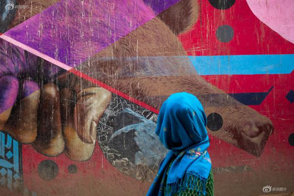 《插旗(公路)》作者:何千回其他小說