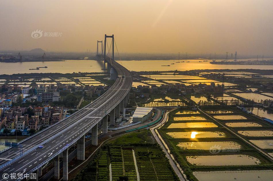 初戀韓菲(作者)