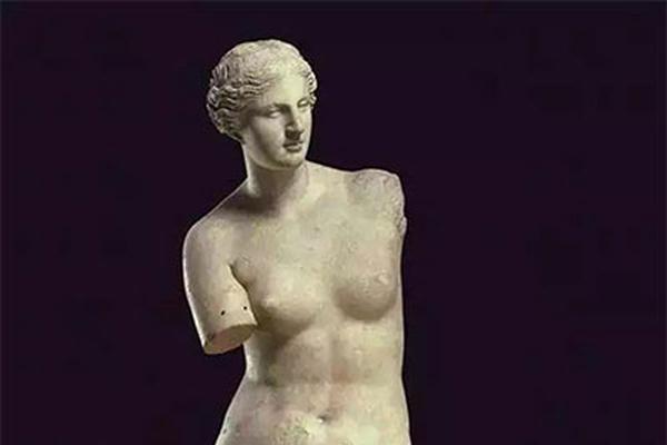 《他是毒玫瑰》 by 狄醉山